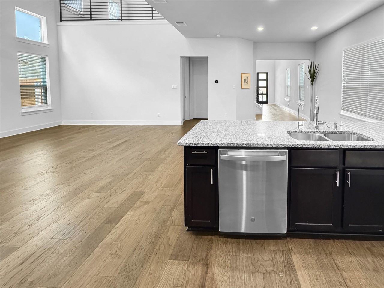 1208 Westborough Ln