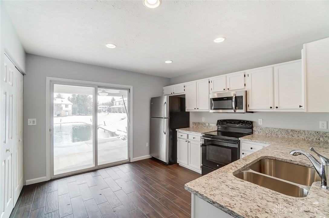 2436 Tarpon Bay Dr - Photo 5 of 24