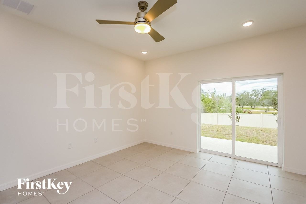 336 Corbel Ln - Photo 2 of 15