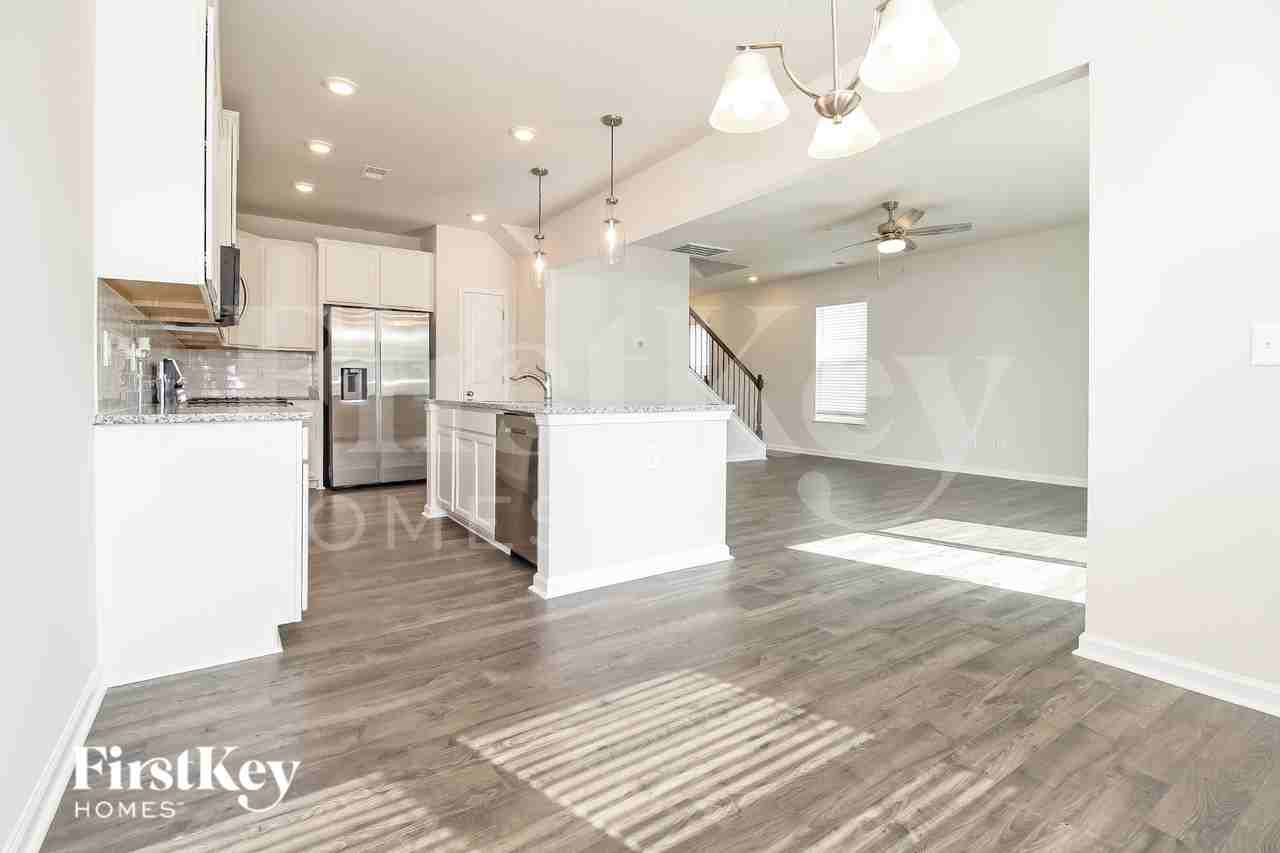 212 Ashborne Ln - Photo 5 of 18