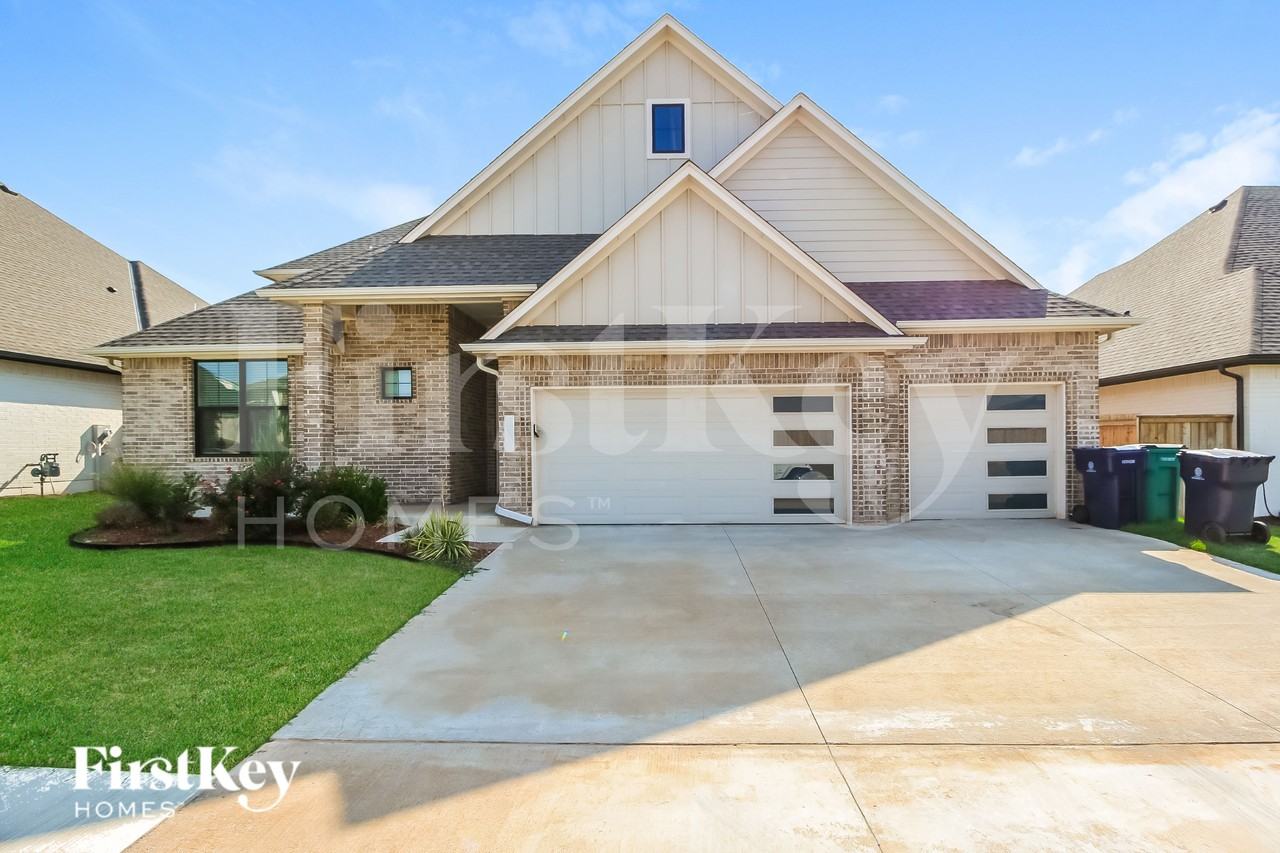 15901 Aparados Way - Photo 2 of 15
