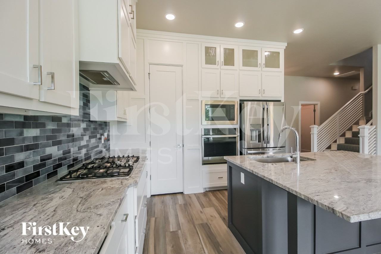 15901 Aparados Way - Photo 6 of 15