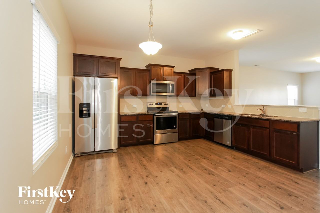 3927 Tersk Dr - Photo 6 of 15