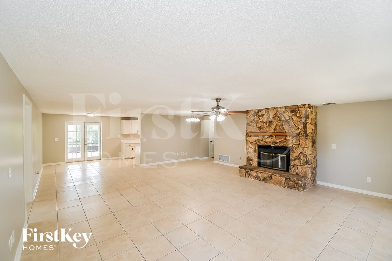 7164 Prellie St - Photo 4 of 15