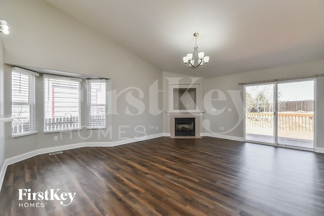 8123 Gladwater Rd - Photo 2 of 15