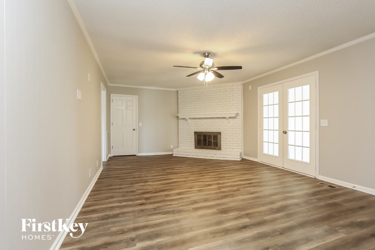 3504 Wood Bridge Dr - Photo 5 of 15