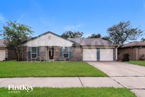 featured image of 2411 Shady Brook Dr