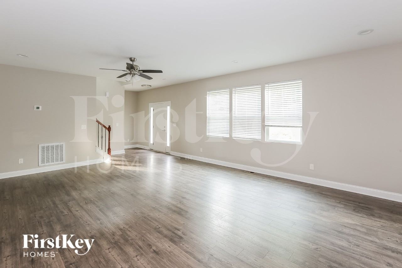 6816 Rio Grande Ln - Photo 4 of 16