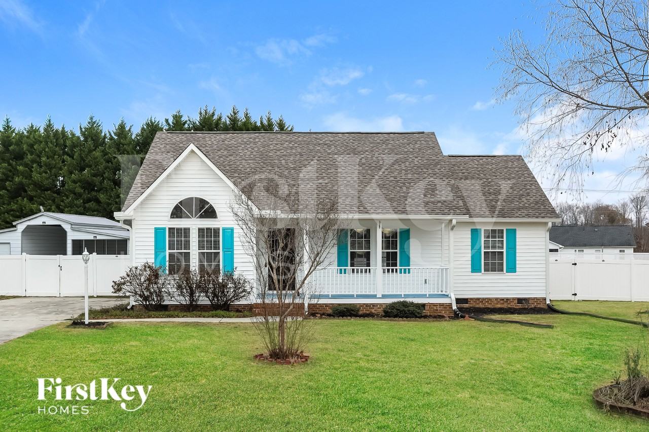 132 Mary Ln - Photo 2 of 15