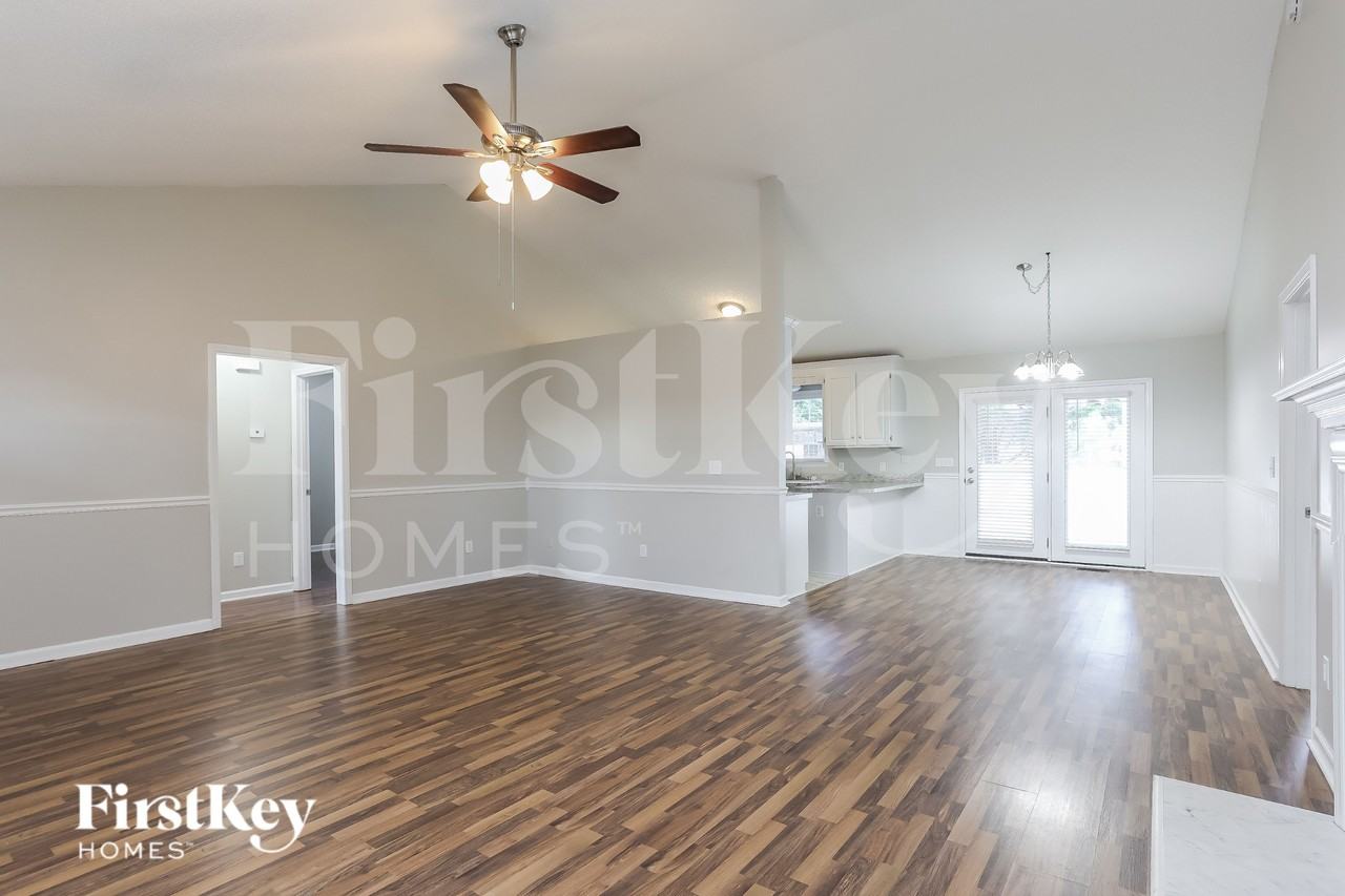 132 Mary Ln - Photo 4 of 15