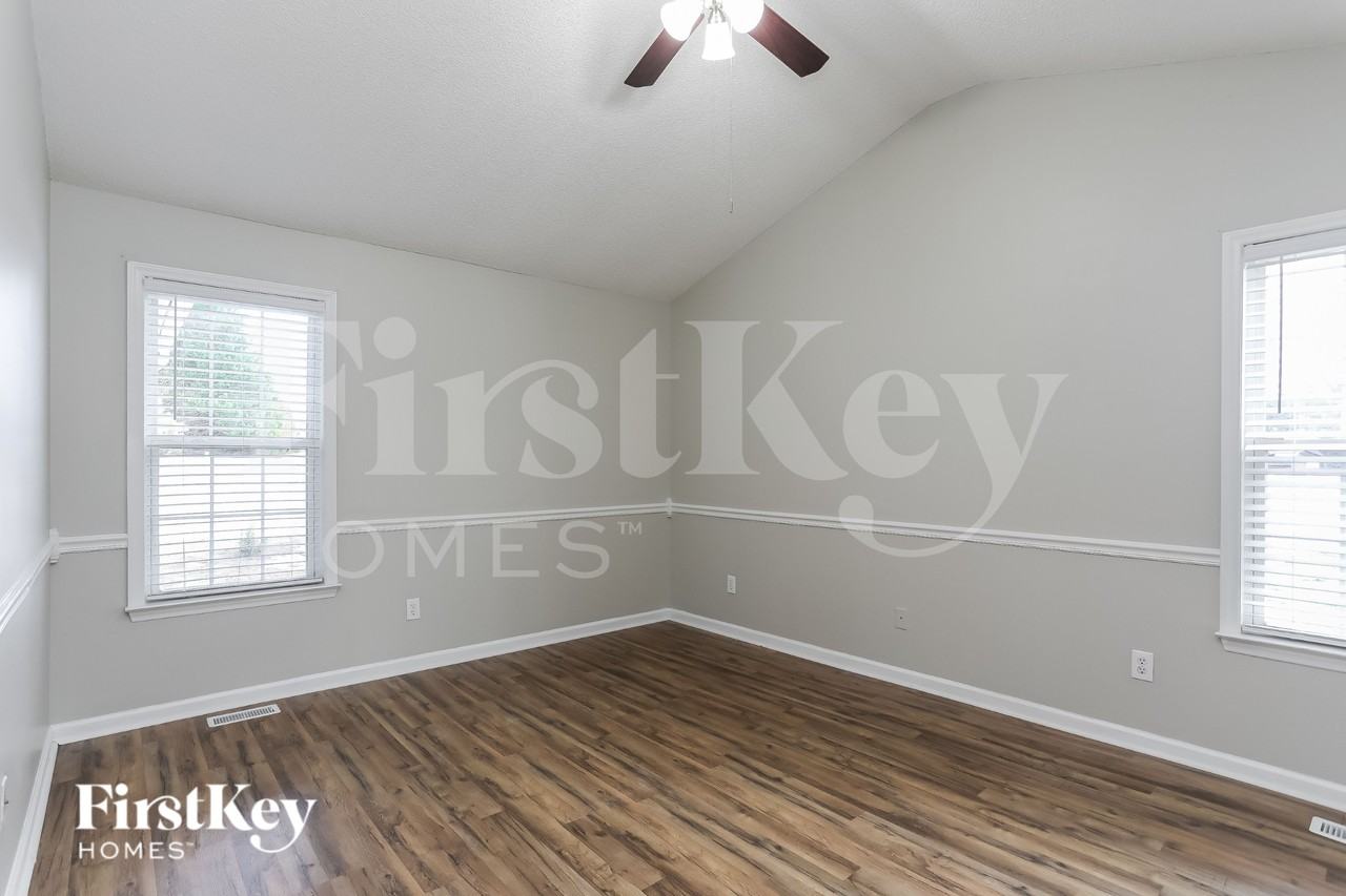 132 Mary Ln - Photo 7 of 15