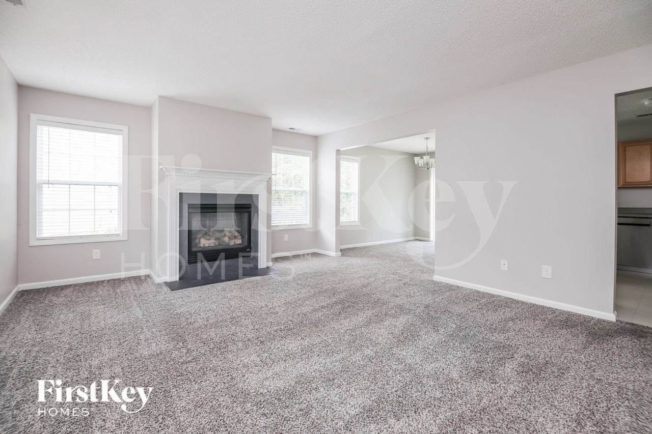 4306 Lady Slipper Ln - Photo 2 of 16