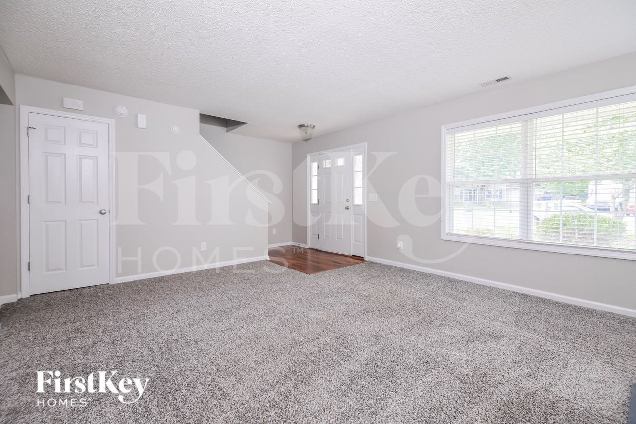 4306 Lady Slipper Ln - Photo 3 of 16