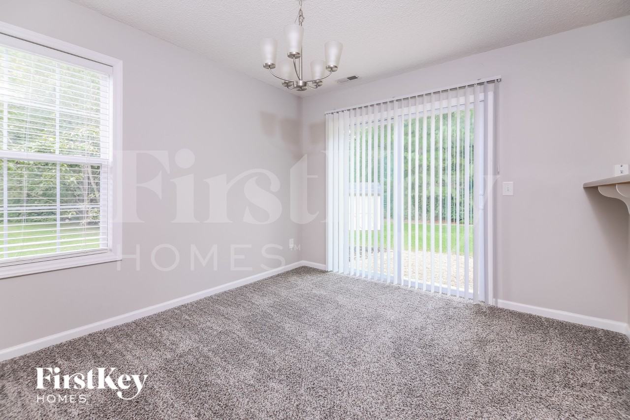 4306 Lady Slipper Ln - Photo 4 of 16