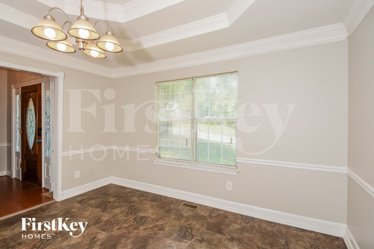 9240 Charlton Pl - Photo 4 of 16