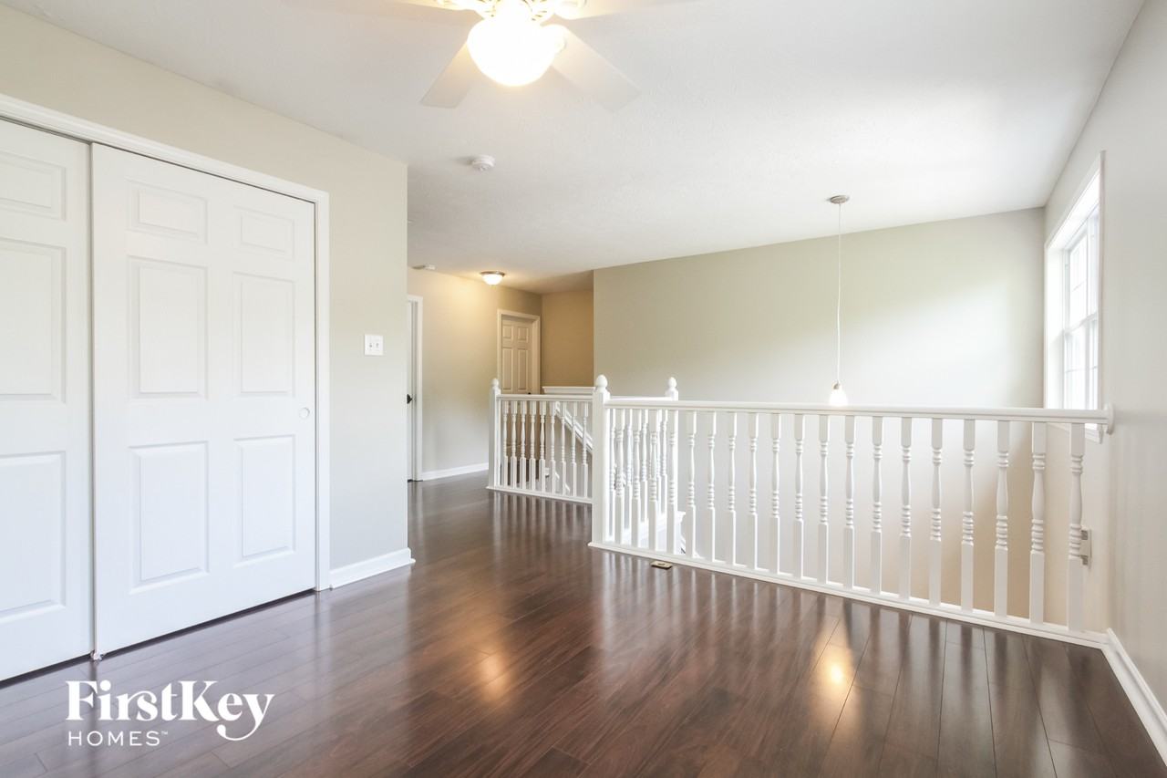 7203 Tresa Dr - Photo 6 of 15