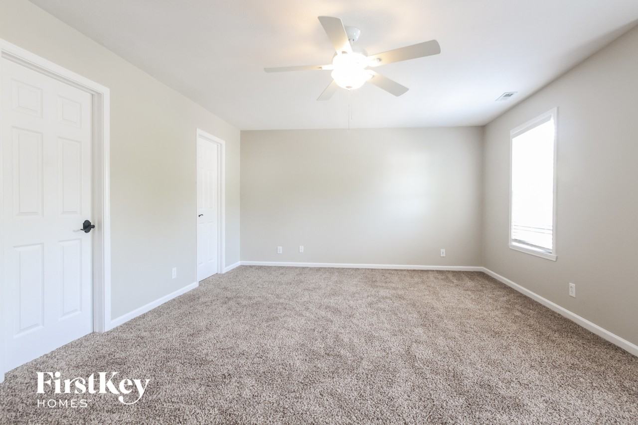 7203 Tresa Dr - Photo 7 of 15