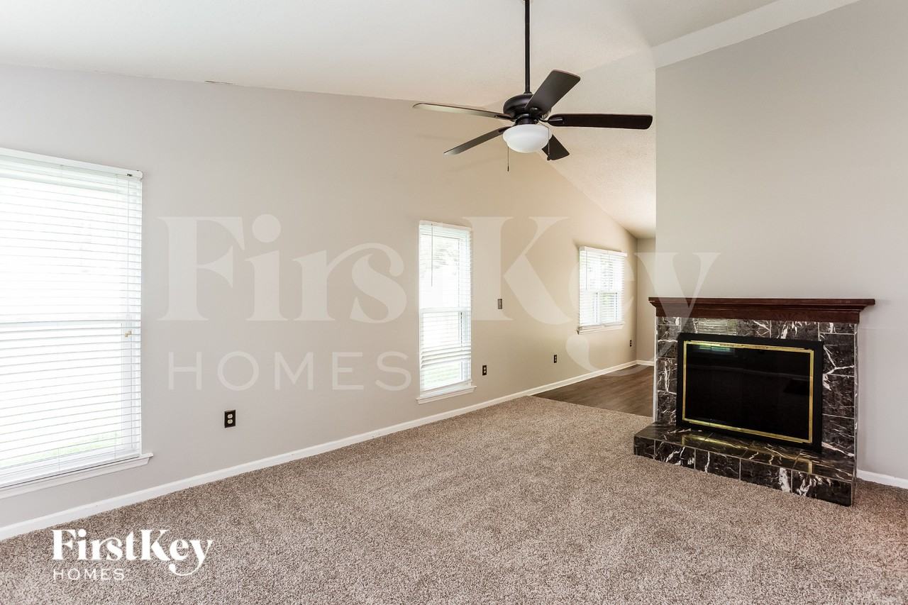 7938 Lindfield Ct - Photo 4 of 19