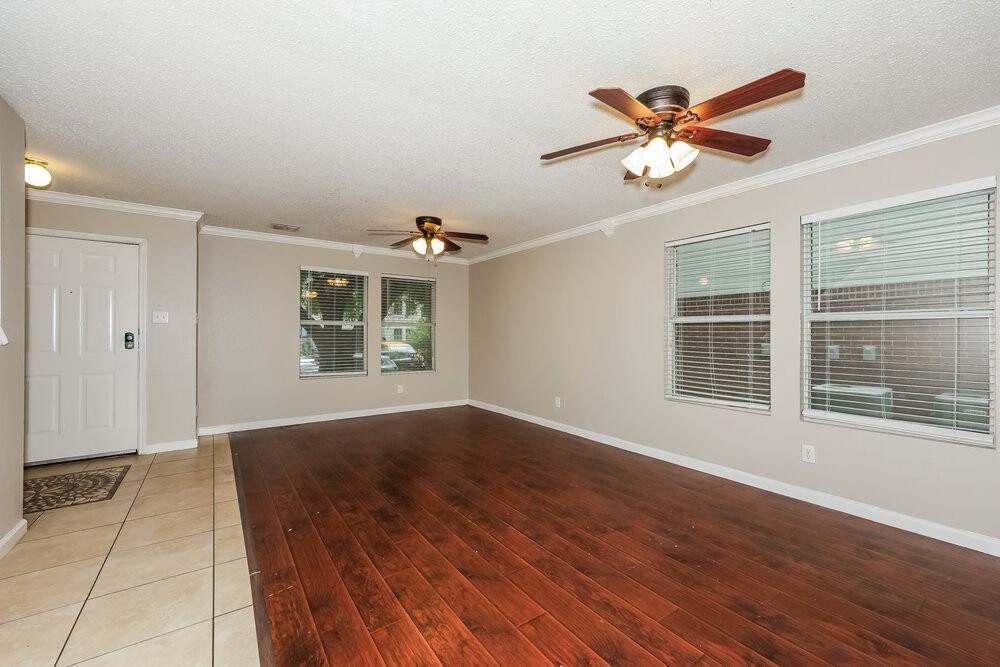 3115 Teodoro Dr - Photo 6 of 17