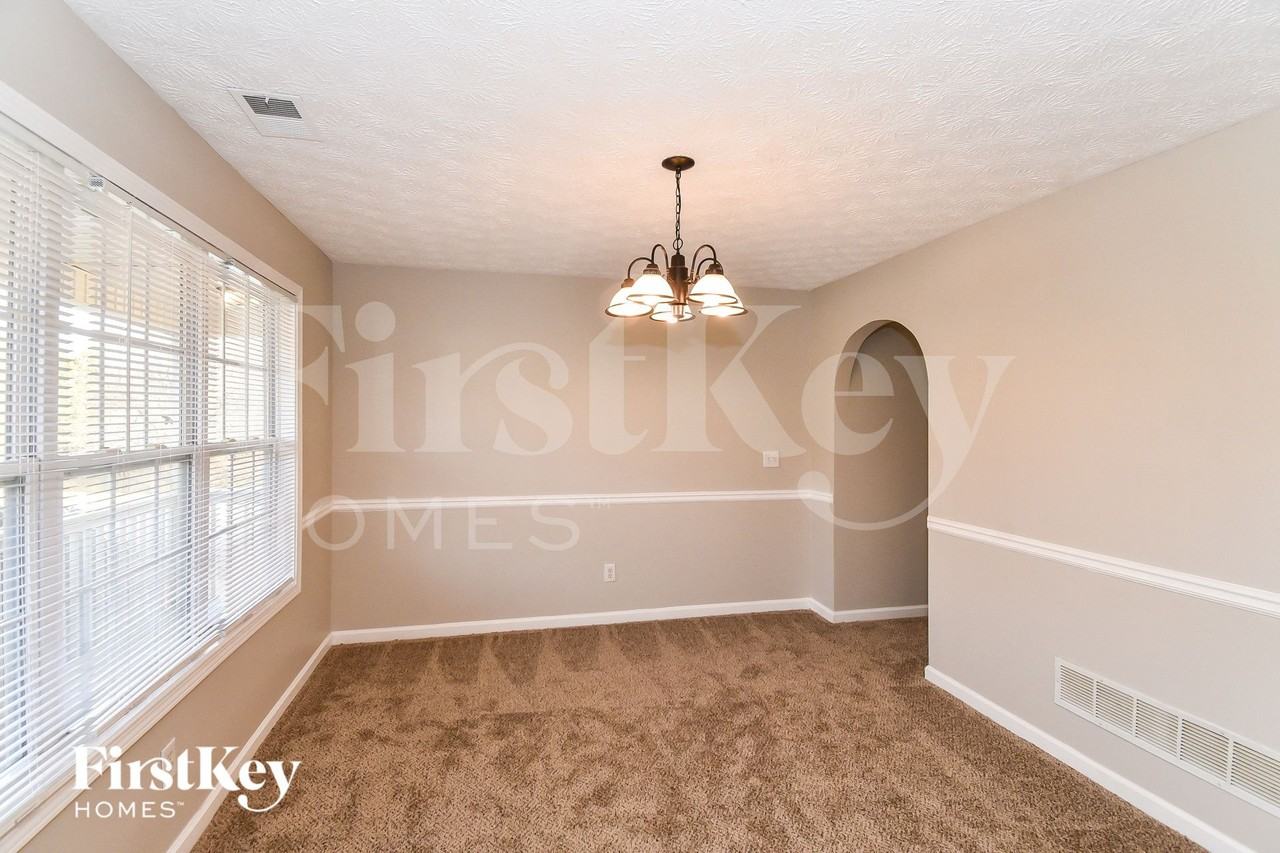 74 Mattie Ln - Photo 4 of 13