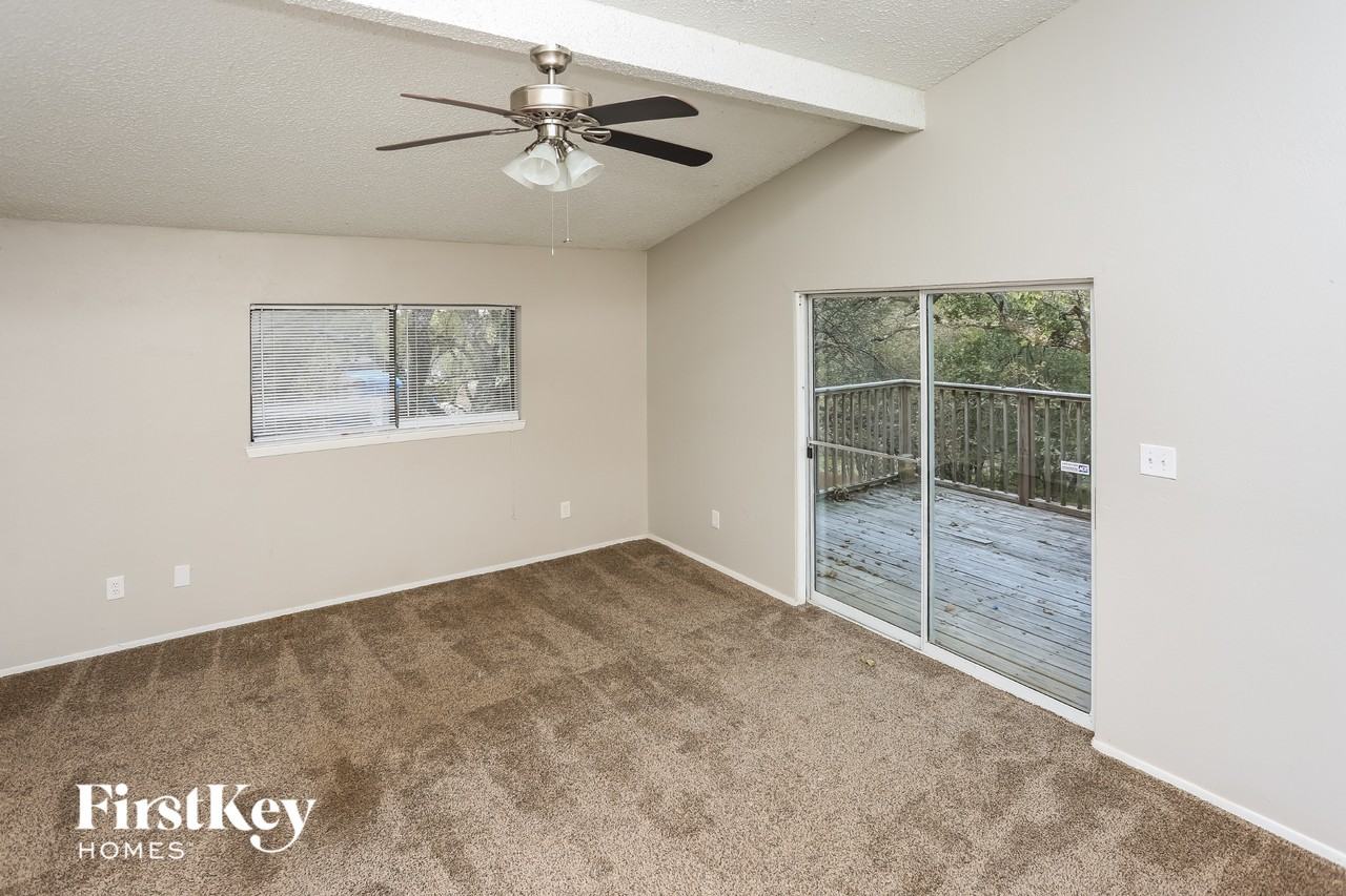 9125 Shawnee Trl - Photo 7 of 15