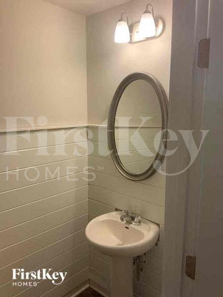 18 Samuel Way Nw - Photo 5 of 12