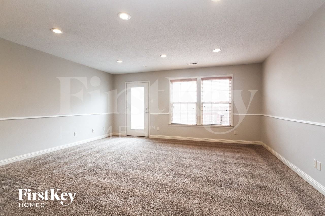 8340 Weathervane Cir - Photo 2 of 15