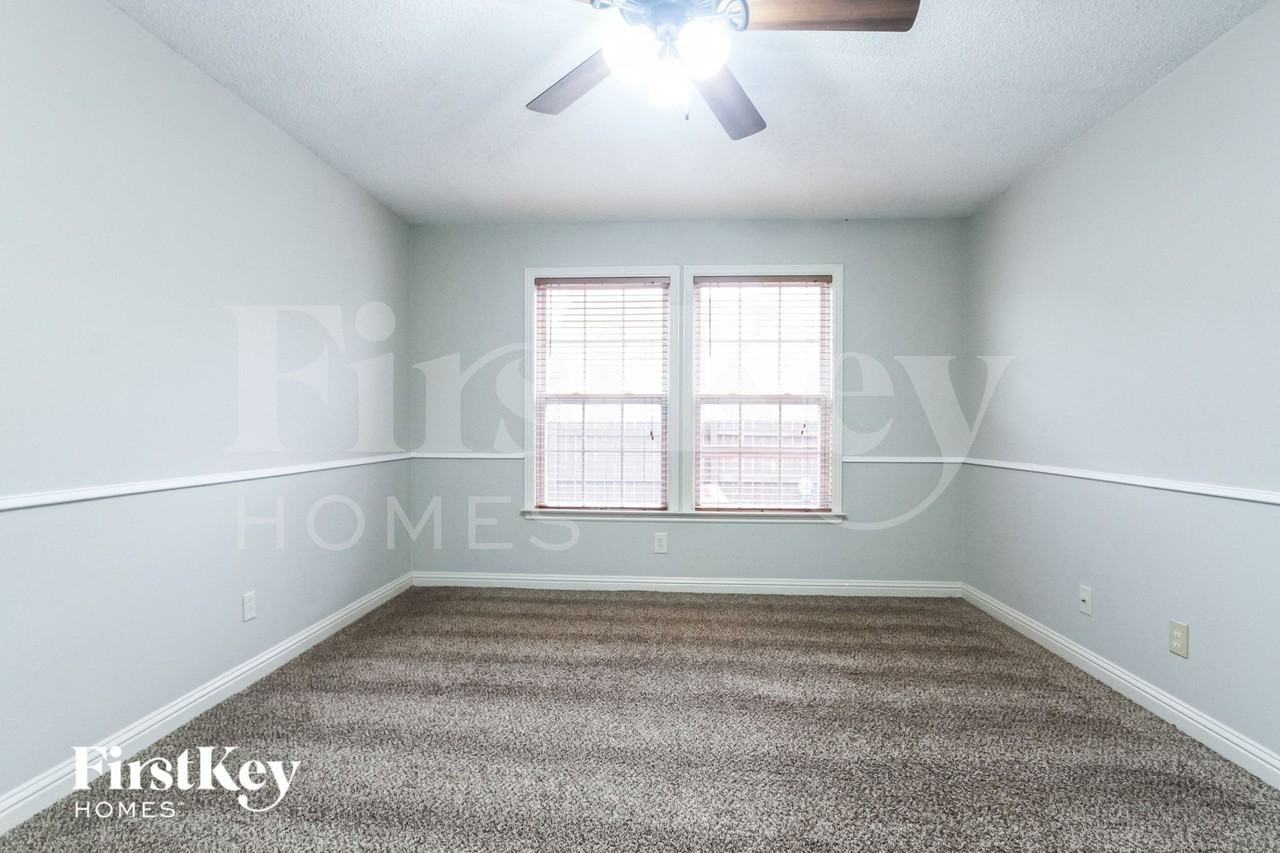 8340 Weathervane Cir - Photo 6 of 15