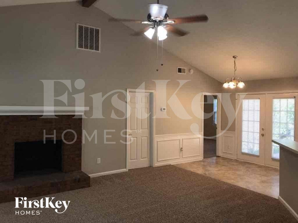 3225 Burkston Rd - Photo 5 of 12