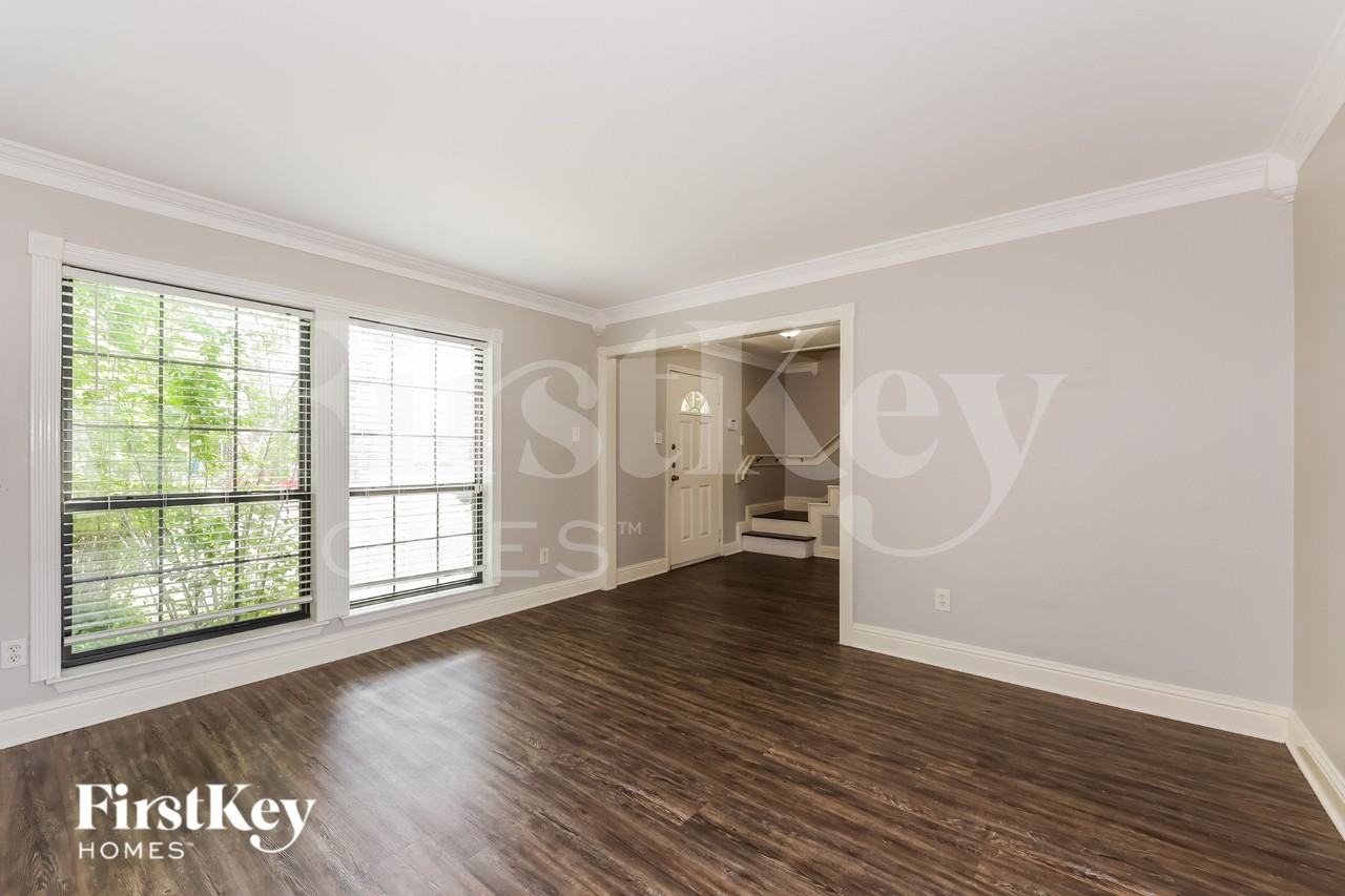 213 Ripplewood Dr - Photo 5 of 20