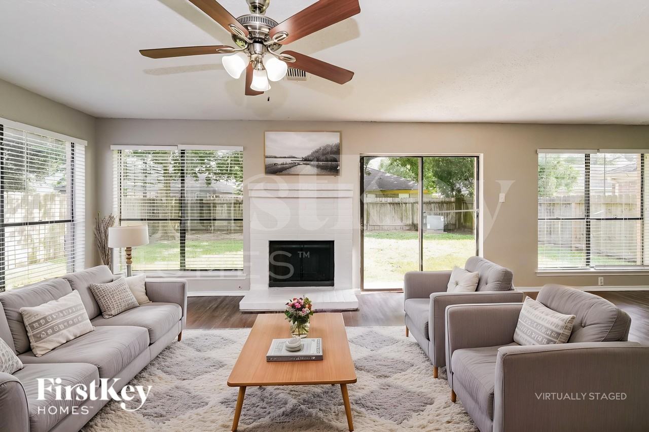 15511 Evergreen Grove Dr - Photo 5 of 19