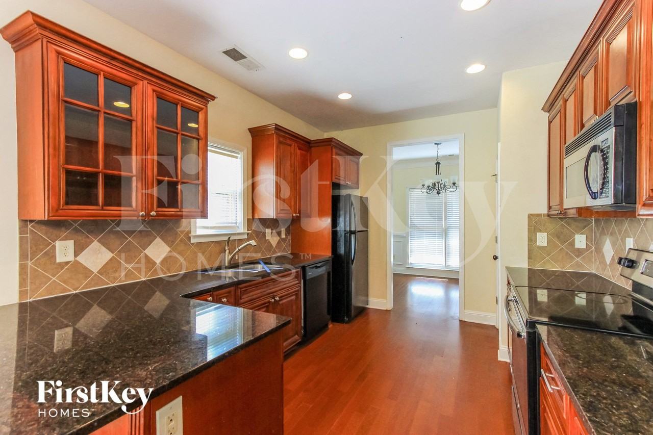 136 Janney Cir - Photo 7 of 15