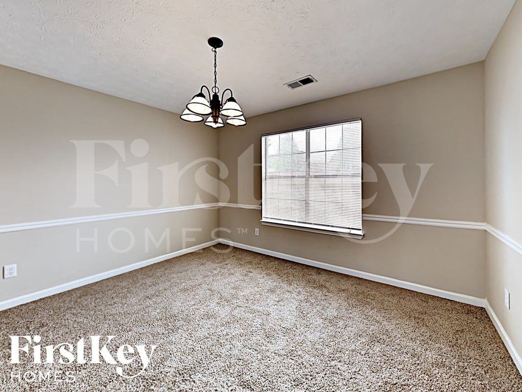 1325 Pebble Beach Ln - Photo 6 of 18