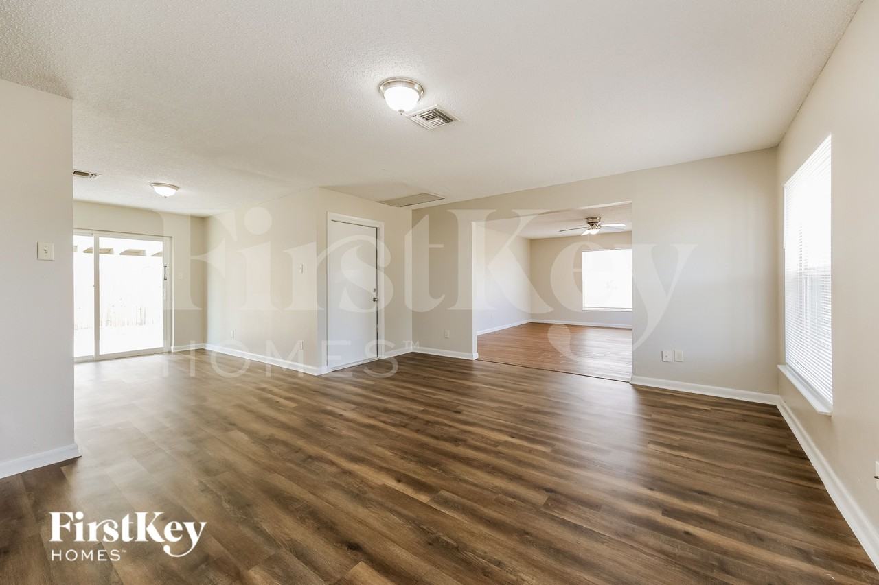 110 Dartmouth Dr Nw - Photo 5 of 16