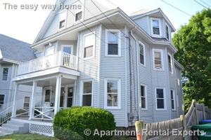 featured image of 126 Auburn St #1