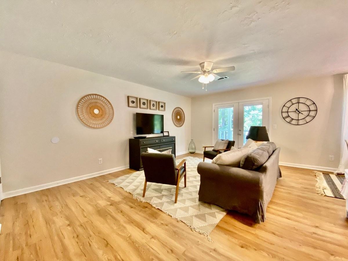 533 Grant Ave Unit D #D - Photo 6 of 16