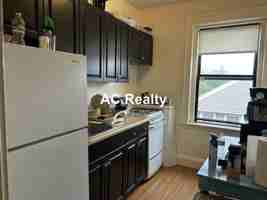 featured image of 68 Washington St #14