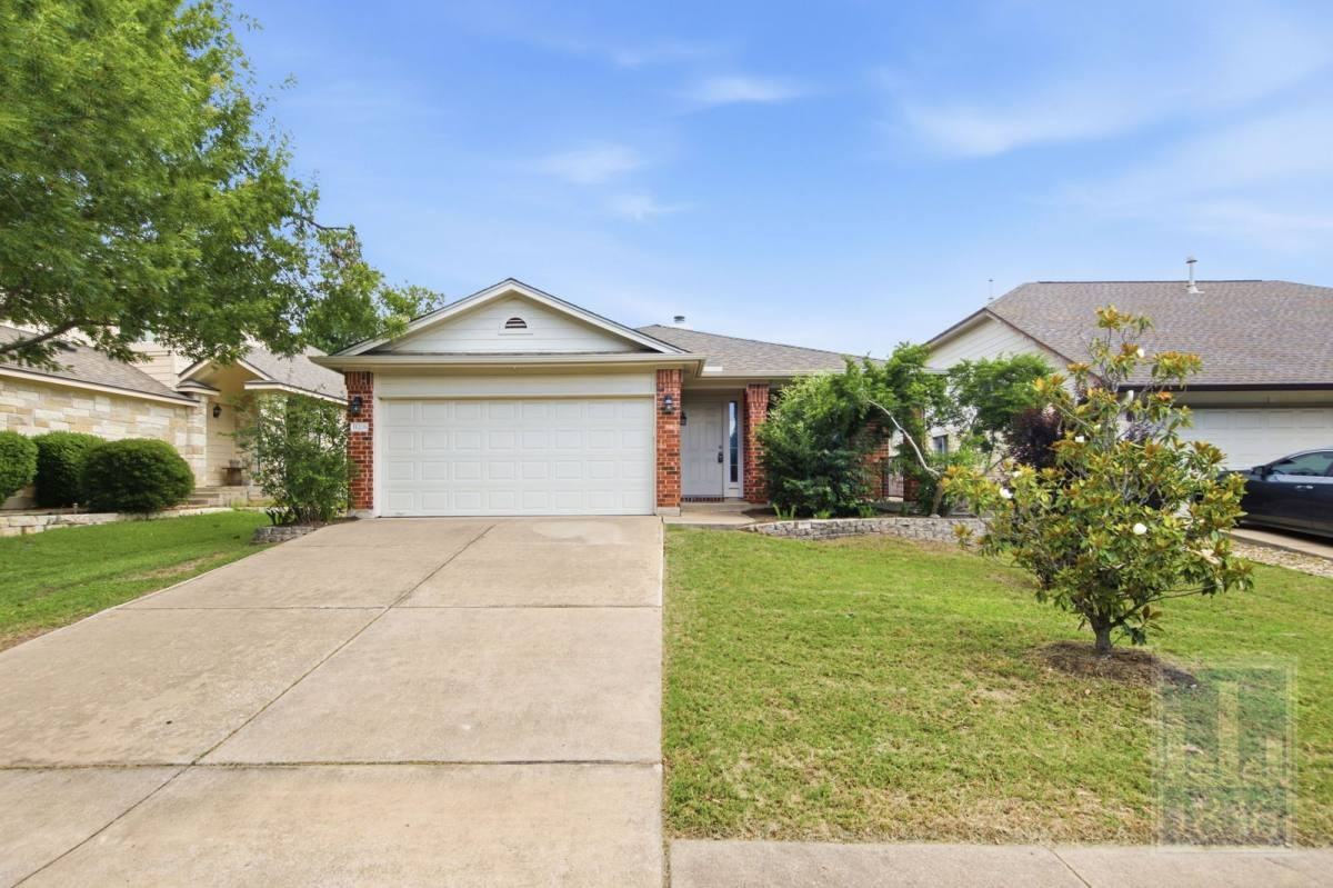 11216 Crazy Well Dr - Photo 3 of 10