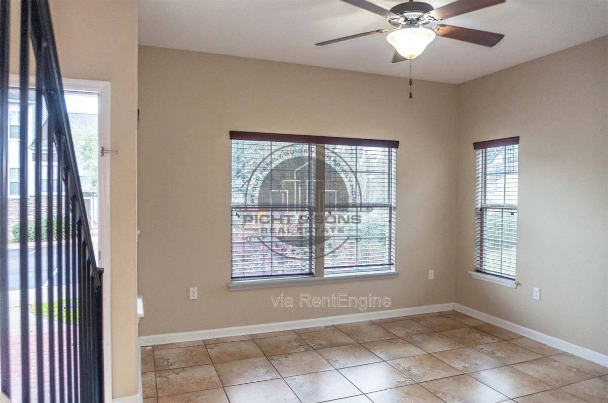 2181 Del Carmel Way - Photo 3 of 10