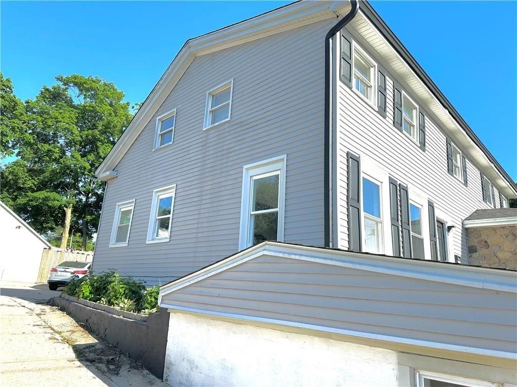 109 Earl St ##A - Photo 2 of 17