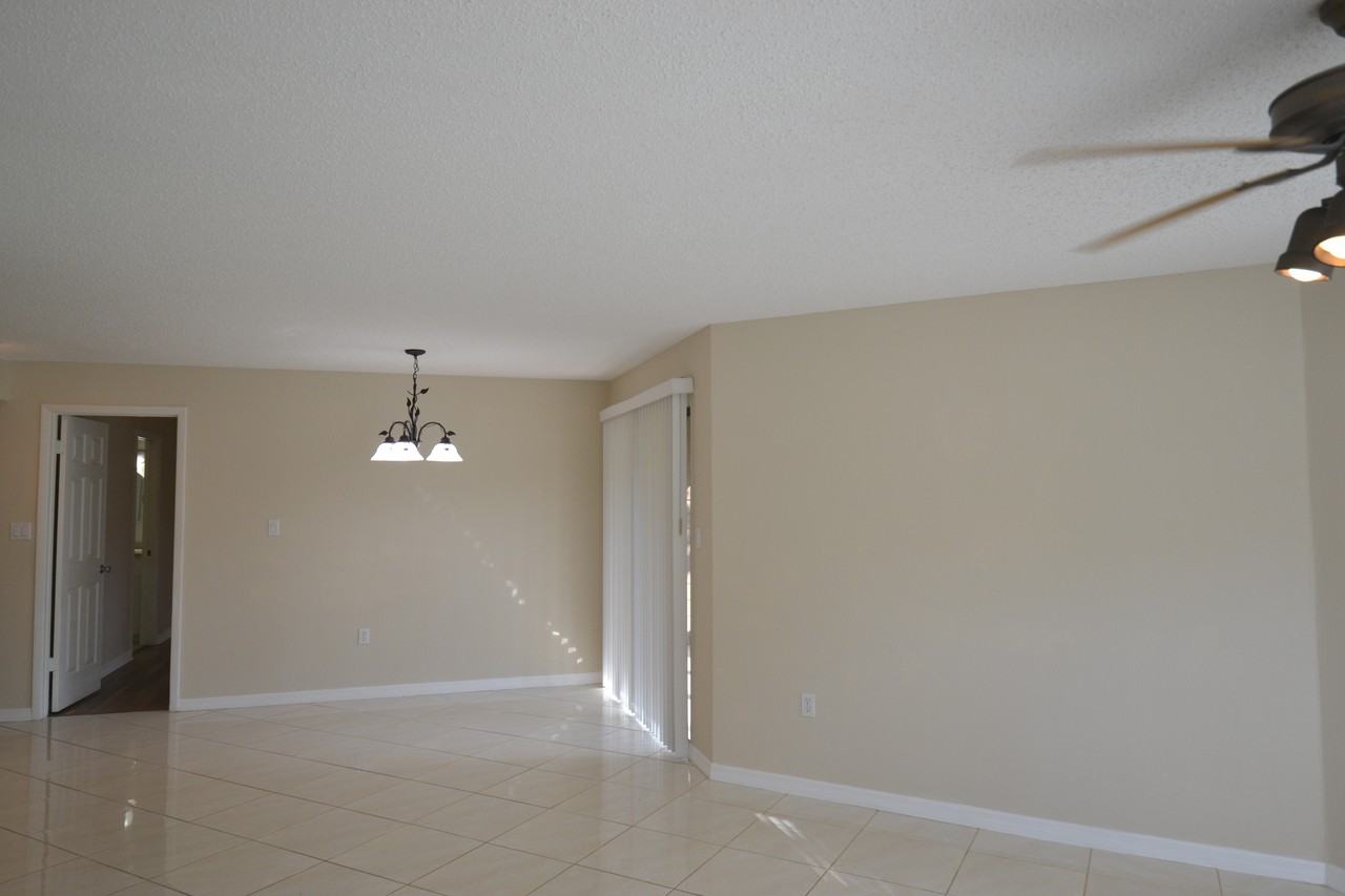 605 Lennox Rd W - Photo 6 of 35