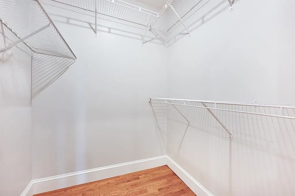 504 E 8th St #2 - Photo 7 of 8