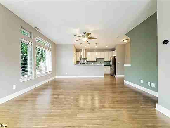 7528 Beach Ct #C - Photo 2 of 13