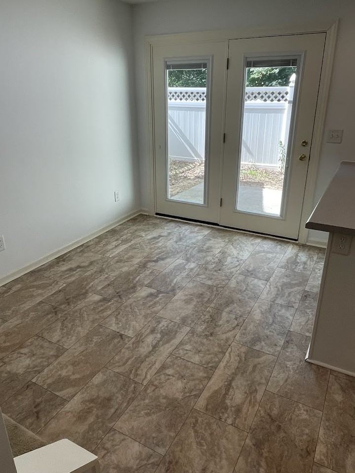 3215 Kensington Pl - Photo 6 of 32