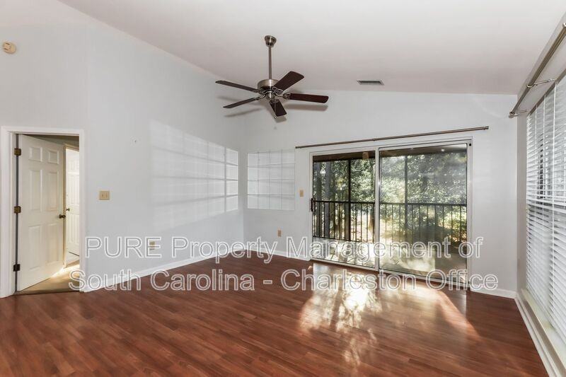 208 Pipers Ln #208 - Photo 6 of 22