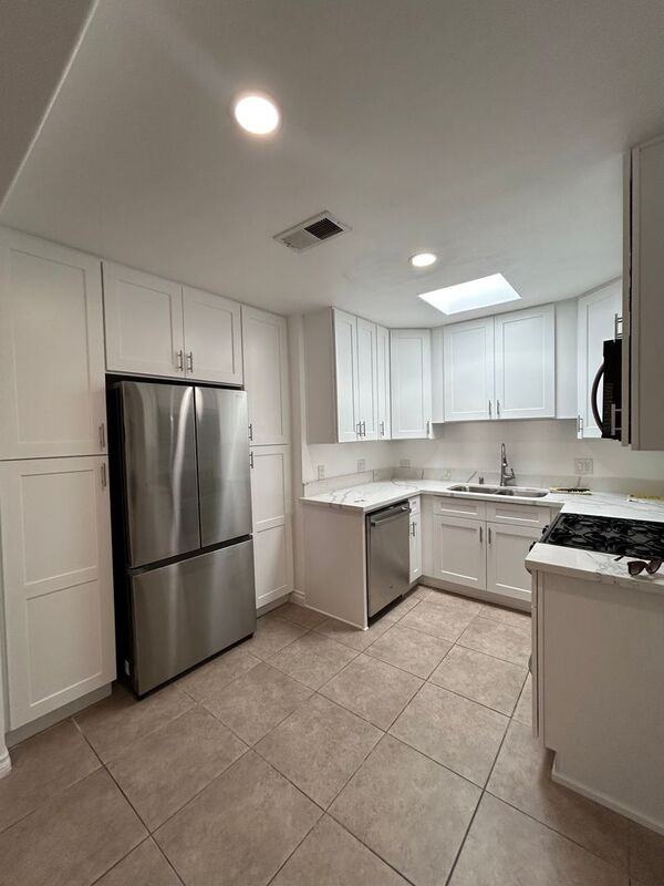 1835 Dayton Dr - Photo 3 of 18