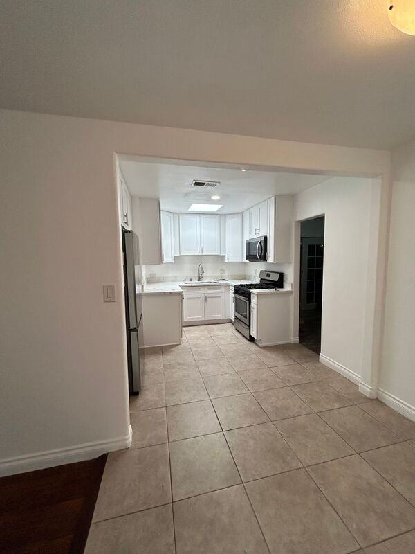1835 Dayton Dr - Photo 6 of 18