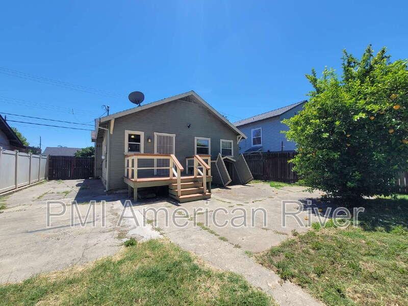 4413 Parker Ave