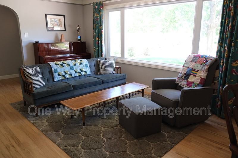 1803 17th Ave - Photo 7 of 23