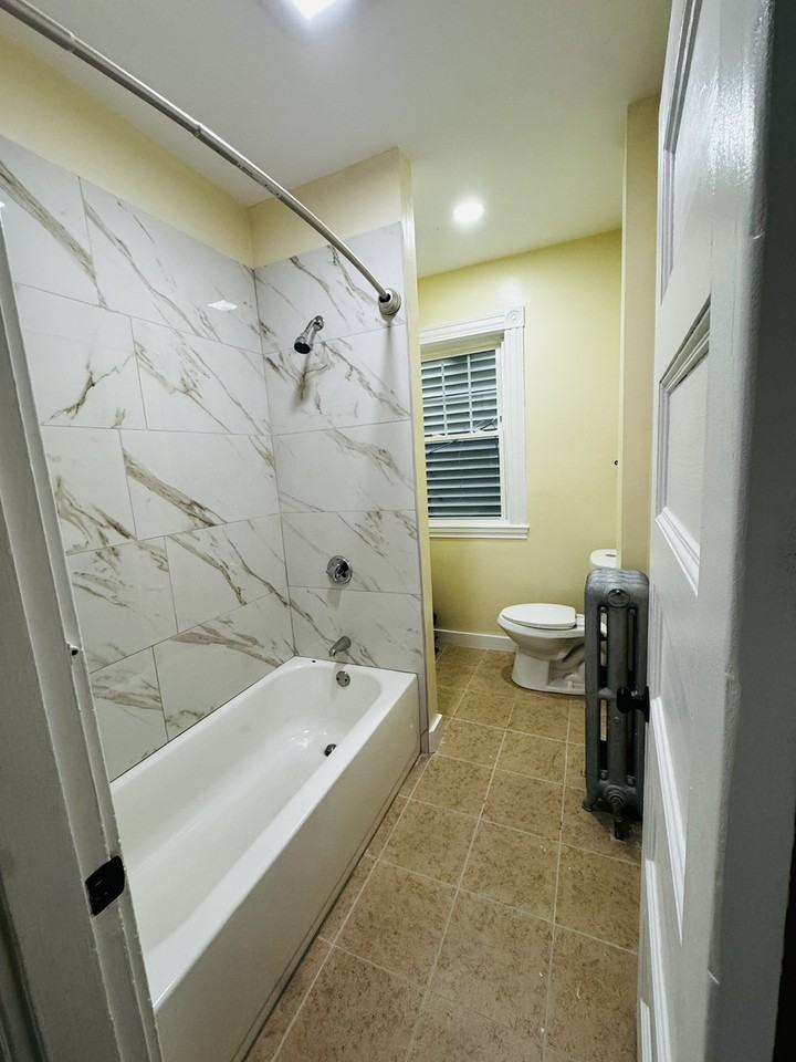 16 Neponset Ave - Photo 3 of 11